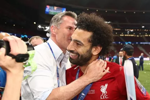 من منافسة جيرارد لتصنيف مفاجئ.. كاراجر يناقض نفسه في تقييم مسيرة صلاح